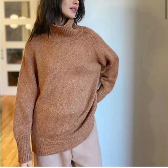 Babaton Sweaters - Aritzia The Group by Babaton Day Off Turtleneck Sweater 100% Alpaca Size Medium